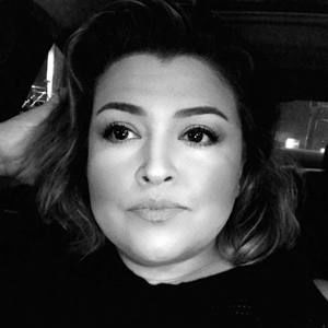 Meet your Posher, Raquel